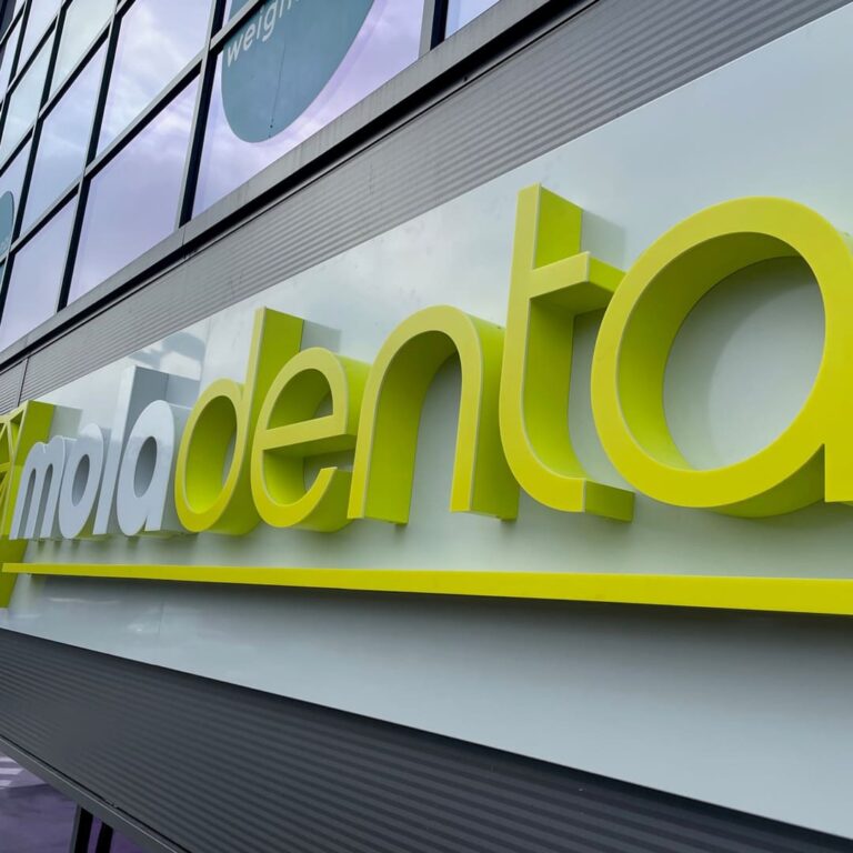 Custom 3D Signboards for Business Branding in Dubai